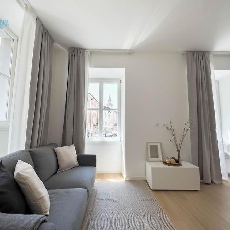 Cavana 3 Tirabora Short Rent Apartment Триест Екстериор снимка
